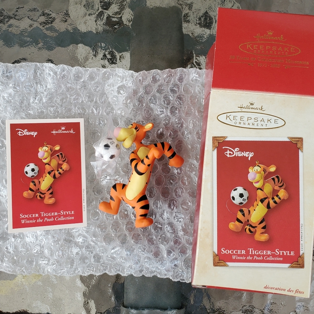 Hallmark Tigger Soccer Ornament